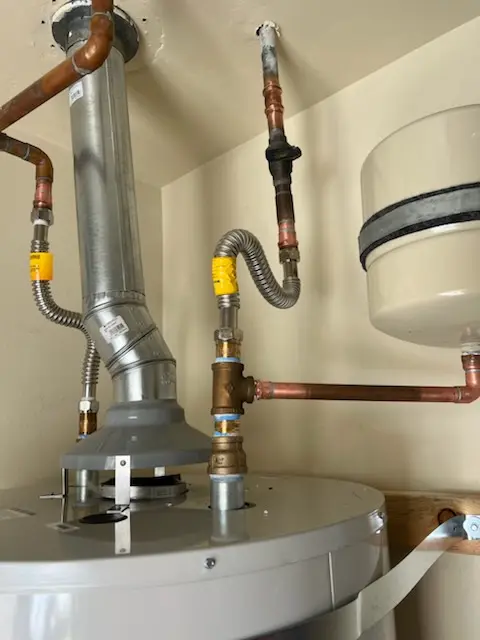 Water heater installation and plumbing repair in Fernwood Farms